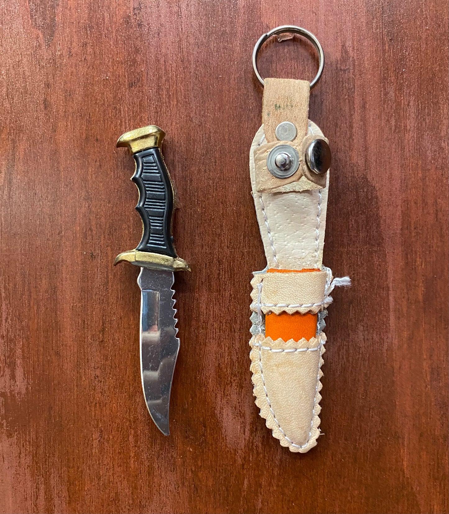 Knife in a Leather Case Keychain