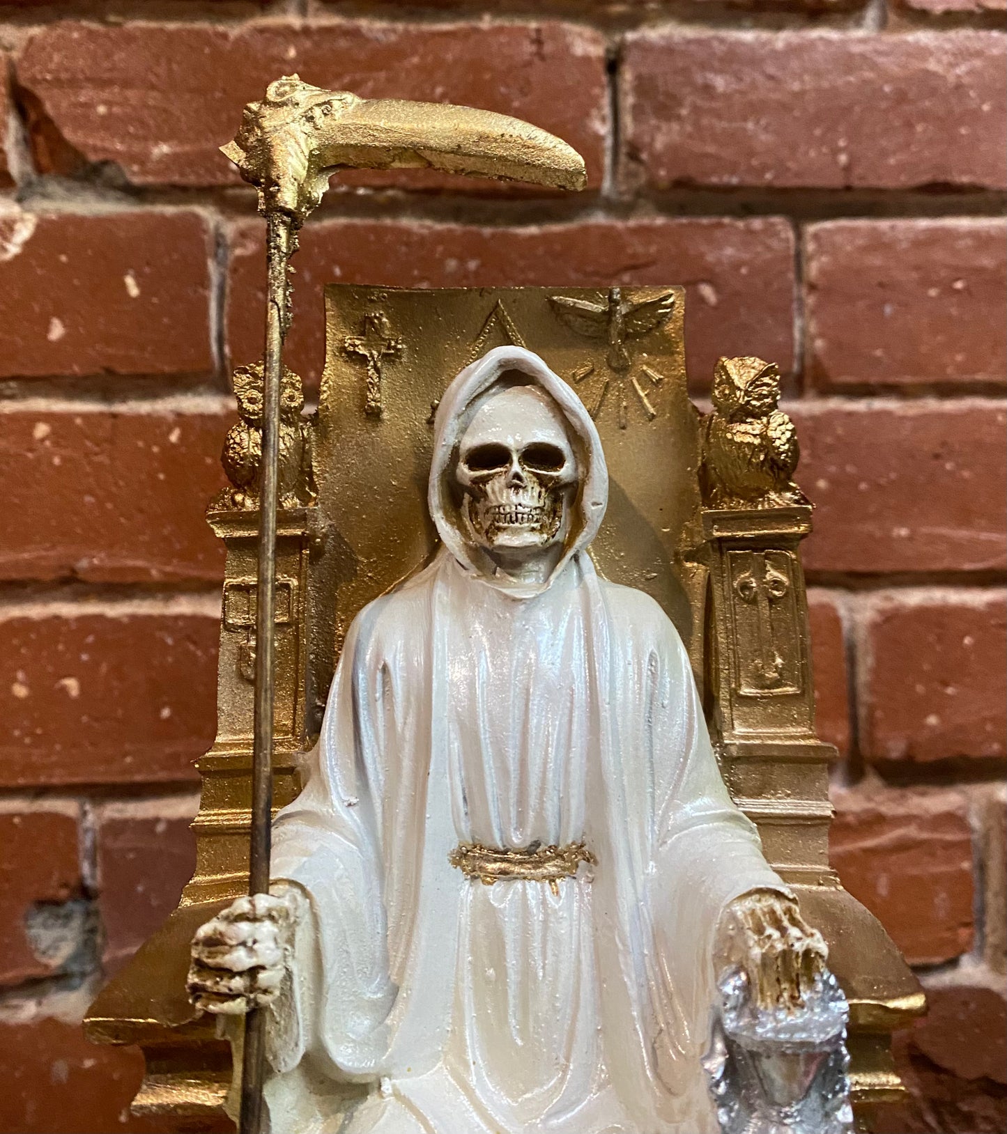 La Santa Muerte Sitting with Owls White and Gold Statue